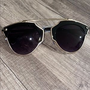Women’s sunglasses